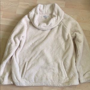 Gap Body fuzzy fluffy pull over